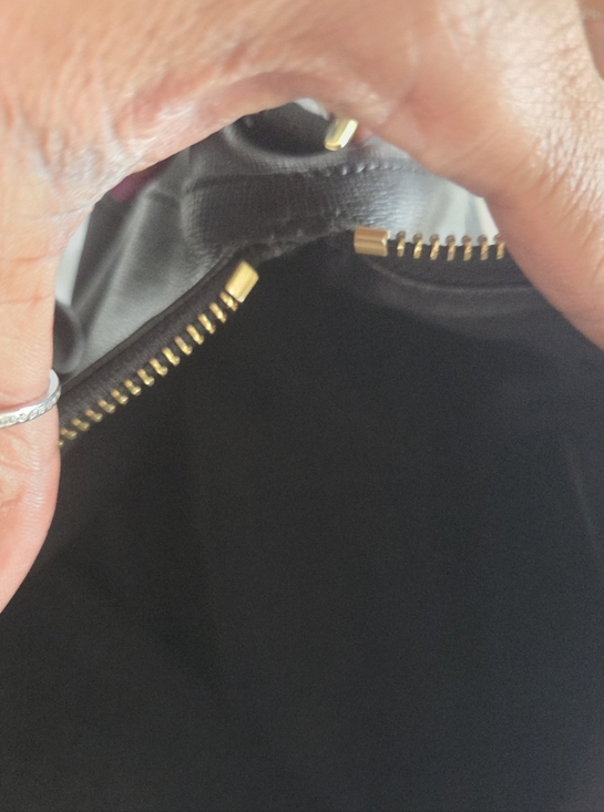 Coach Black Leather Women's Bag - Picture 3 of 7